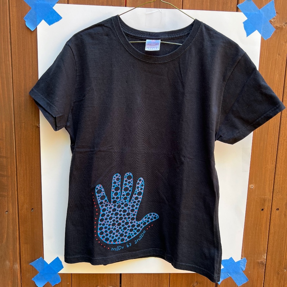 Black Cotton "Made by Anado" Graphic T-shirt, Size L